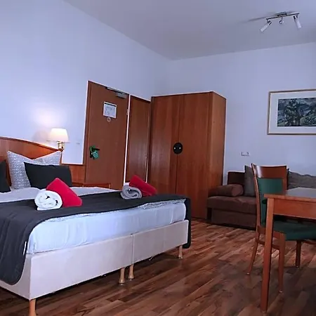Ξενοδοχείο Alt-erfurt 3*